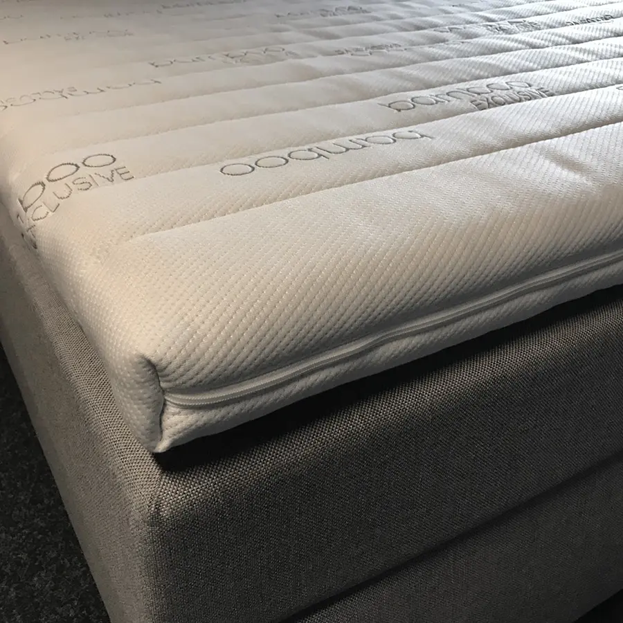 Bamboo topper 900x900